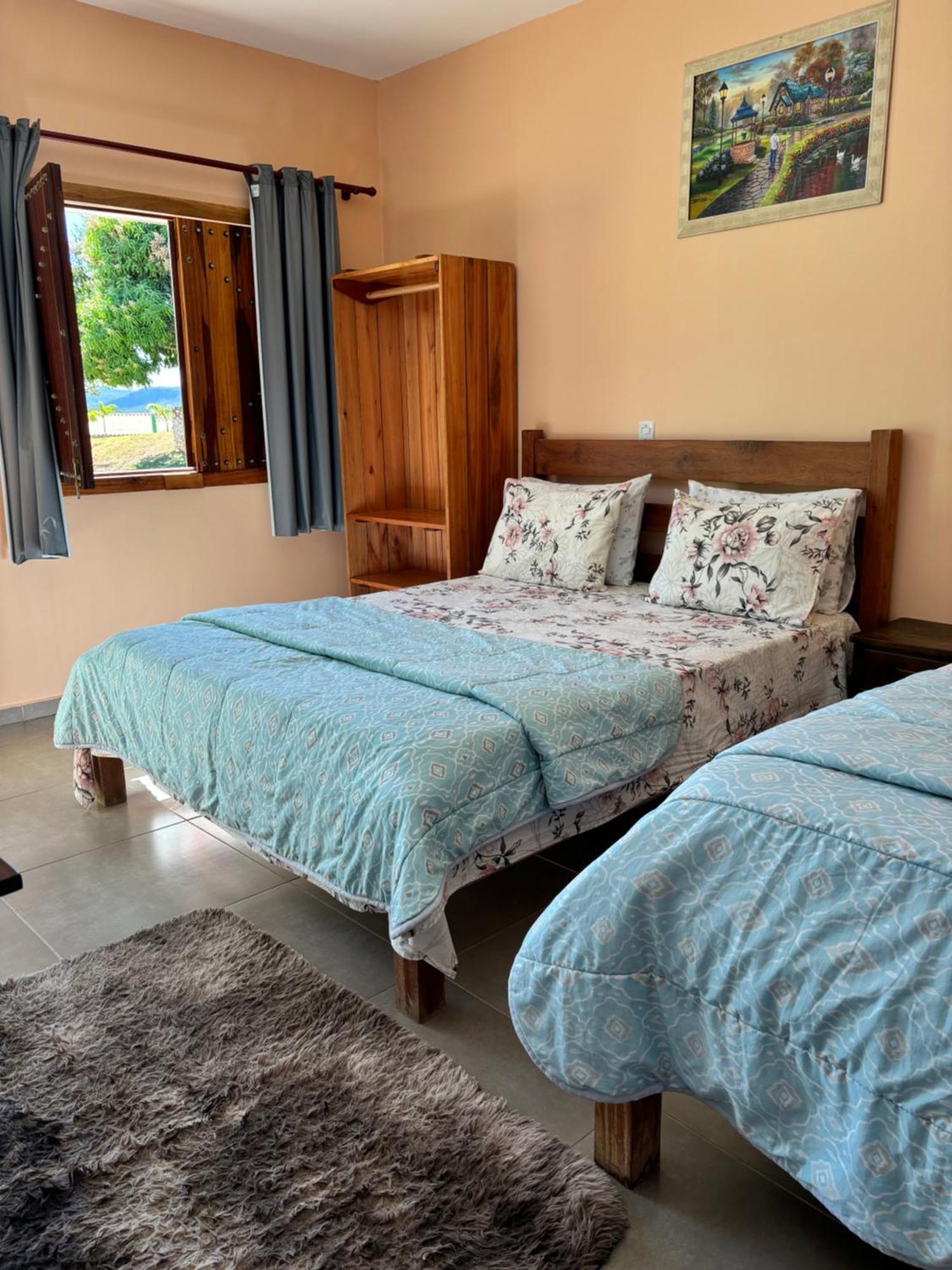Cascata De Pedra Inn